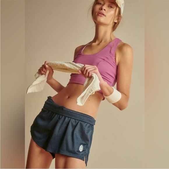 Free People Movement Hoop Mesh Shorts in Black Size Small - Picture 1 of 8
